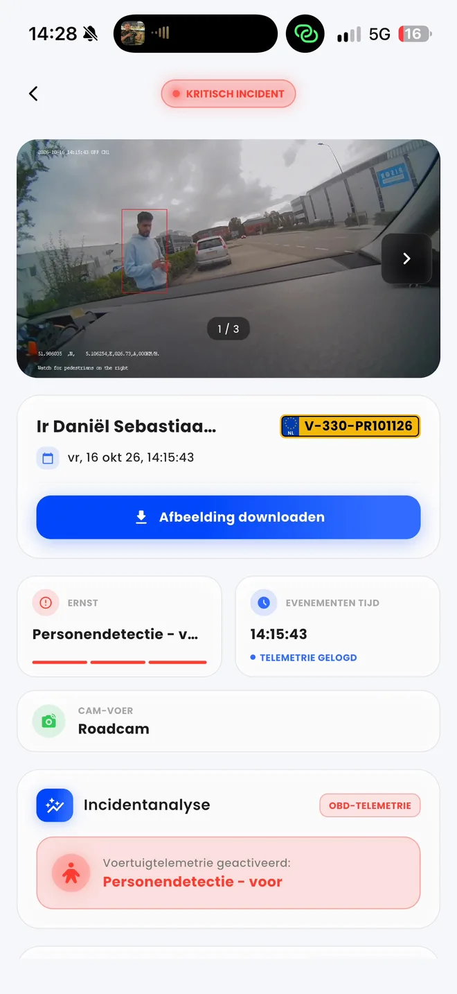 Eine Meldung der Personenerkennung in der Drivewatch-App, mit dem Foto der Person am Auto